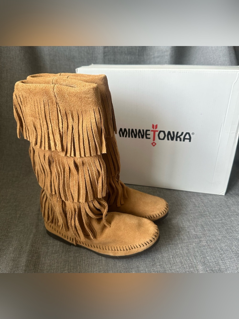 Minnetonka 3 Layer Fringe Women’s Boots New